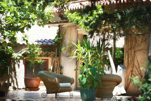 Bed and Breakfast Mas de L'Ermitage Lattes Exterior foto